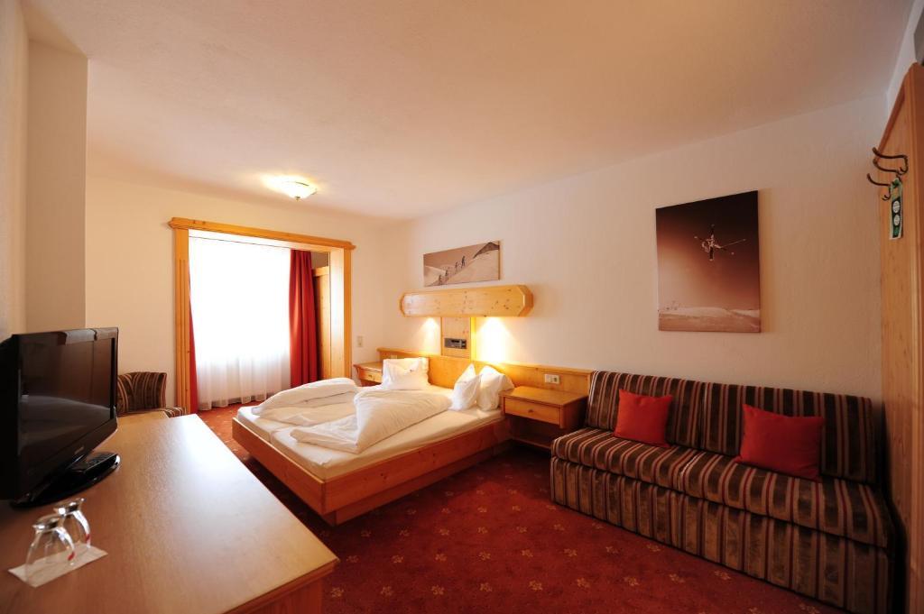 Hotel Toni